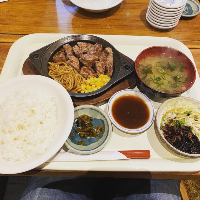 AE512C83-89A8-4638-ACF7-3848763984D2